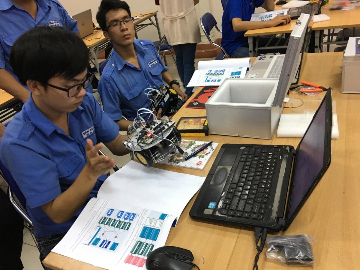 Robotics workshop kicks off use of distance learning classrooms